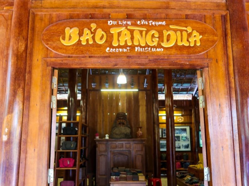 Bảo Tàng Dừa